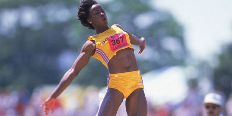 Photo of Jackie Joyner-Kersee, track and field athlete who competed at Olympics despite suffering form asthma