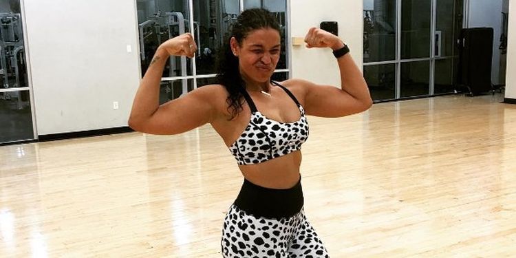 Workout addict Jordin Sparks in the gym.