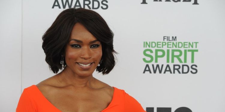 Angela Bassett, celebrity who had fertility struggles