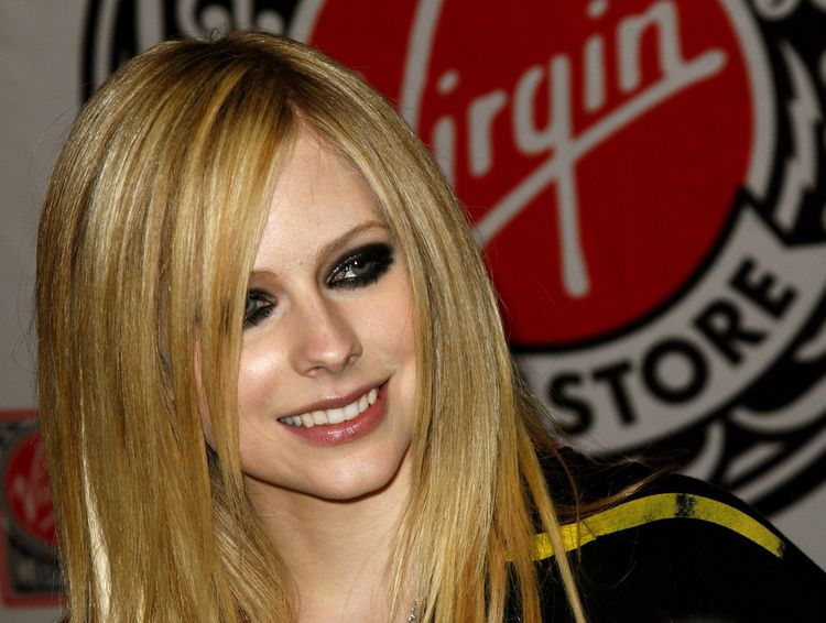 Photo of singer Avril Lavigne who suffered from Lyme disease