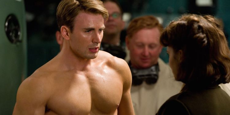 Photo of Chris Evans in Captain America looking fit