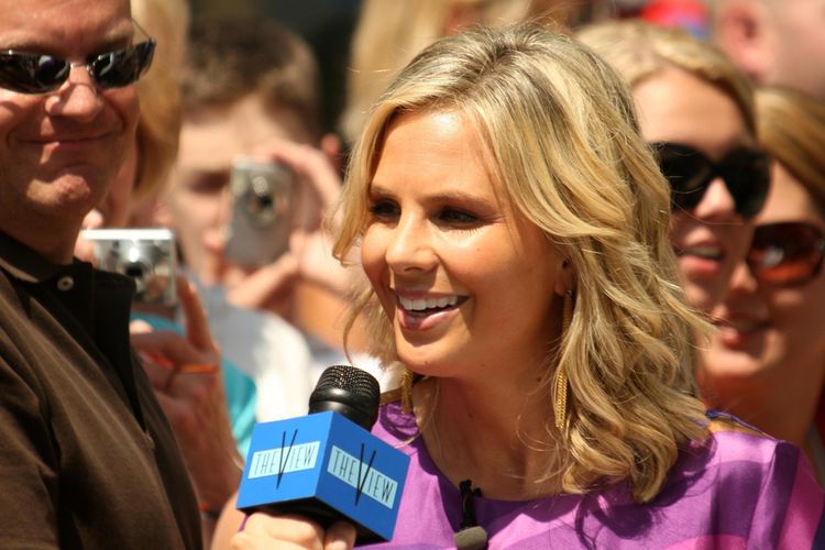 Photo of Elisabeth Hasselbeck who suffers from celiac disease