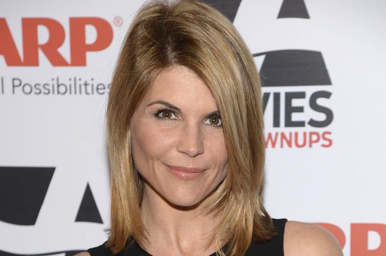 Lori Loughlin Youthful Look