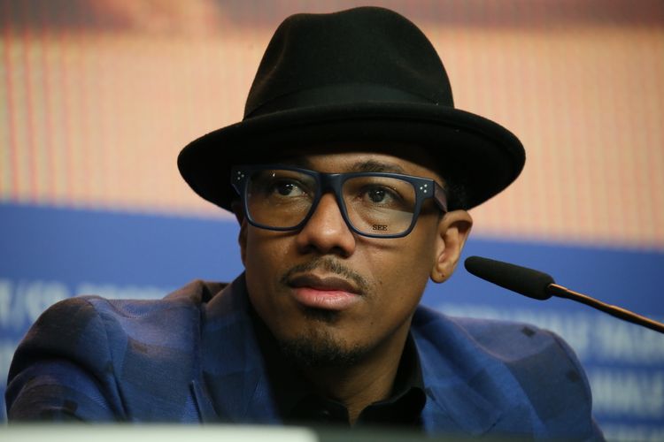 Photo of host Nick Cannon who suffers from SLE