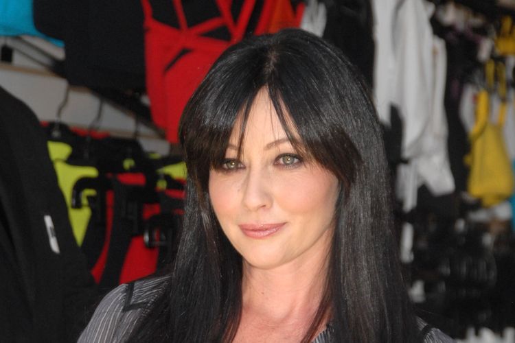 Photo of actress Shannen Doherty who suffered from Crohn's disease