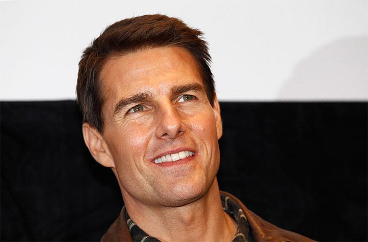 Photo of Tom Cruise looking youthful