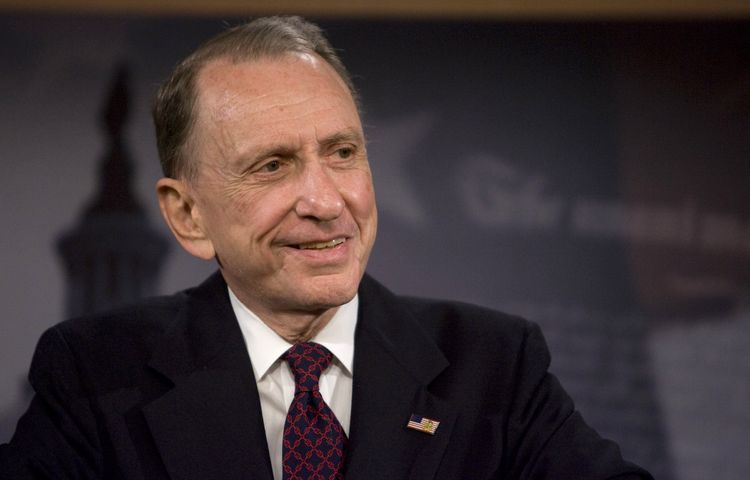 Photo of Arlen Specter who had arterial blockage