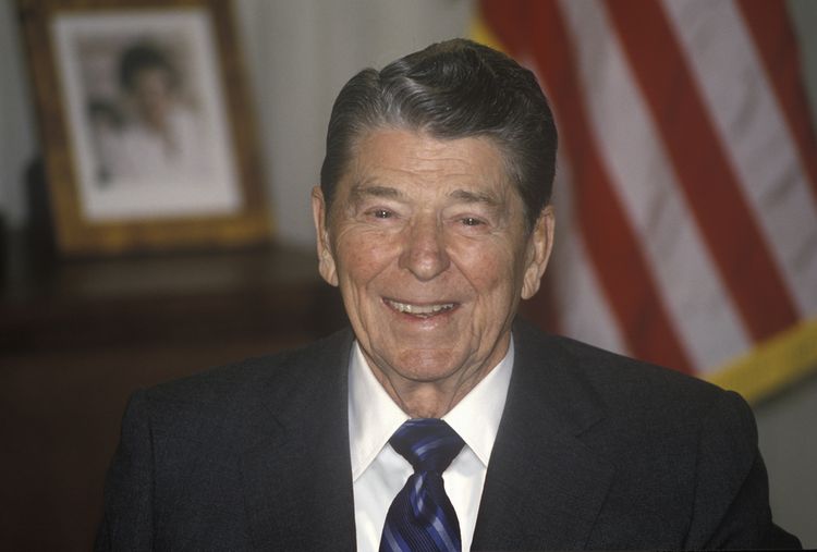 Photo of Ronald Reagan, health history of Dupuytren's disease, arthritis, UTIs and more.