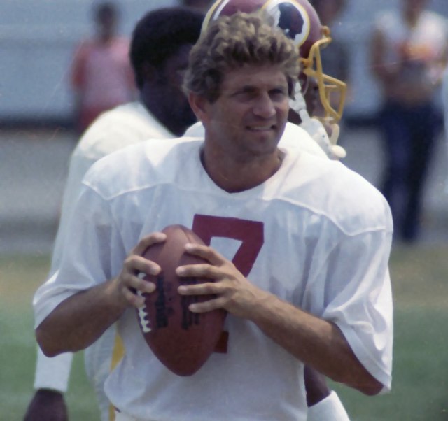 The 10 Best Quarterbacks Of The 1980s - Nonstop Nostalgia