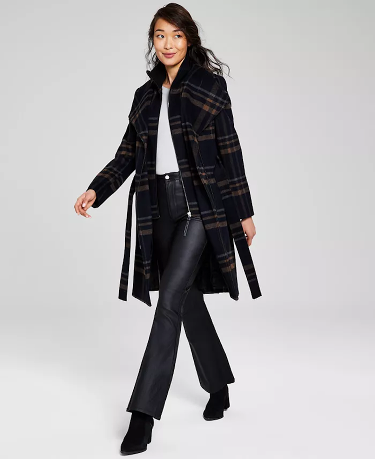 13 Surprisingly Affordable Yet Stylish Winter Coats For Women In 2024   24225037 Fpx.tif Copy 